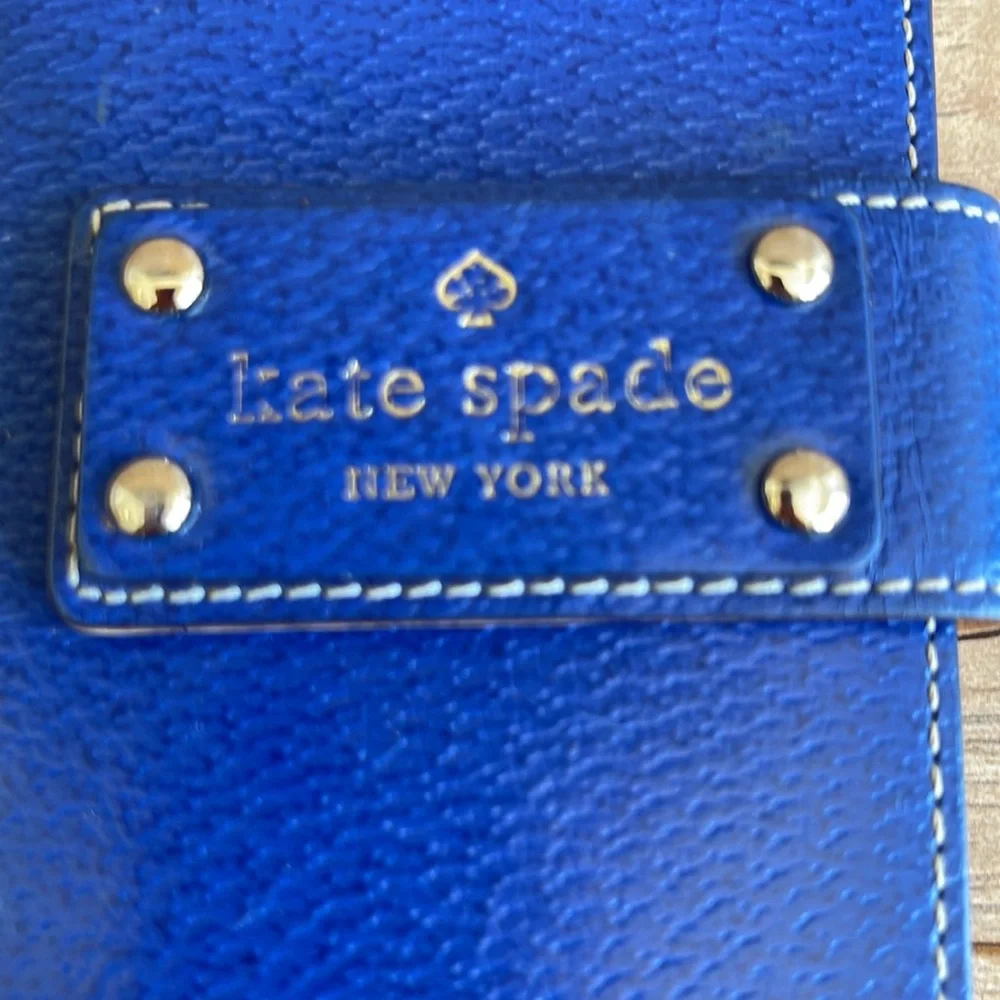 Pre-owned Kate Spade Blue Leather Wallet